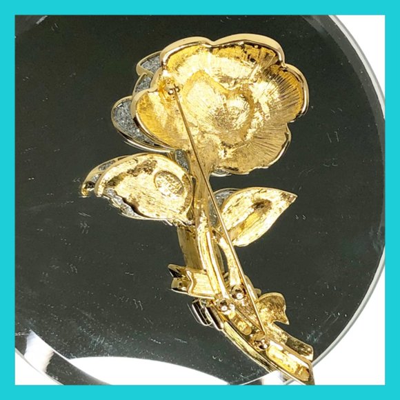 Vintage Oversized Gilded Crystal Pavé Rose Brooch by Nolan Miller, 1990s - Picture 9 of 11